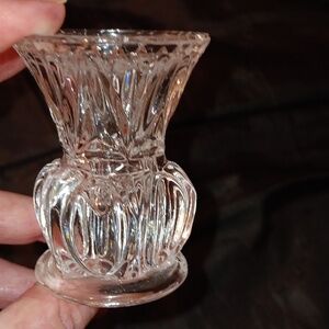 Vintage chrystal bud vase